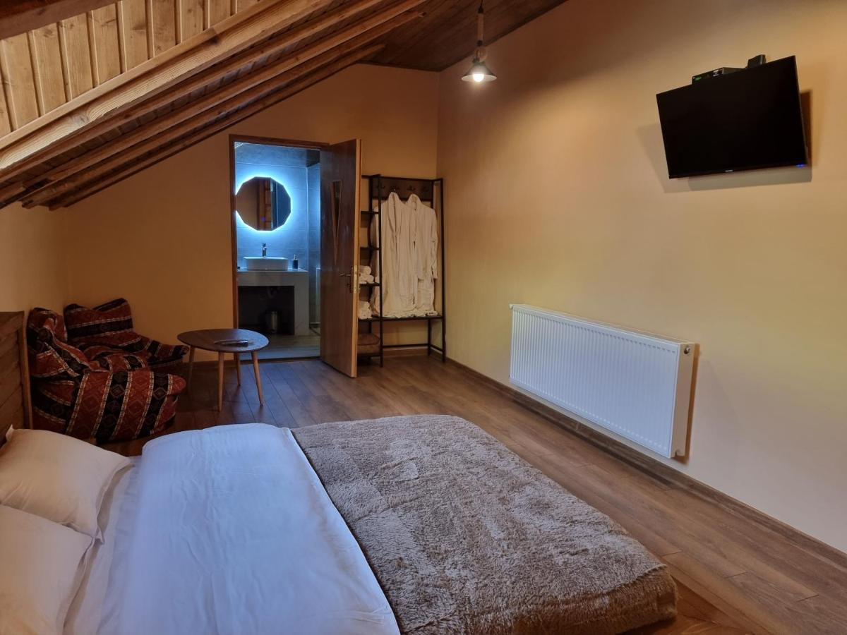 Hotel Graf Kazbegi Extérieur photo