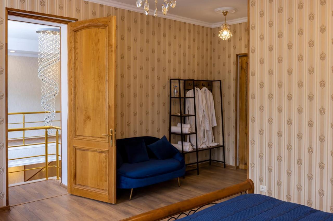 Hotel Graf Kazbegi Extérieur photo