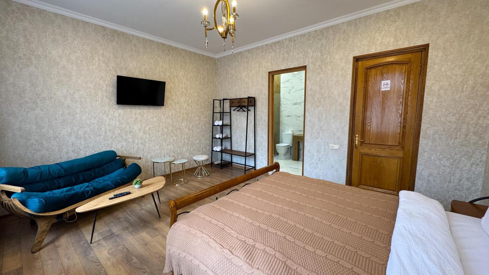 Hotel Graf Kazbegi Extérieur photo